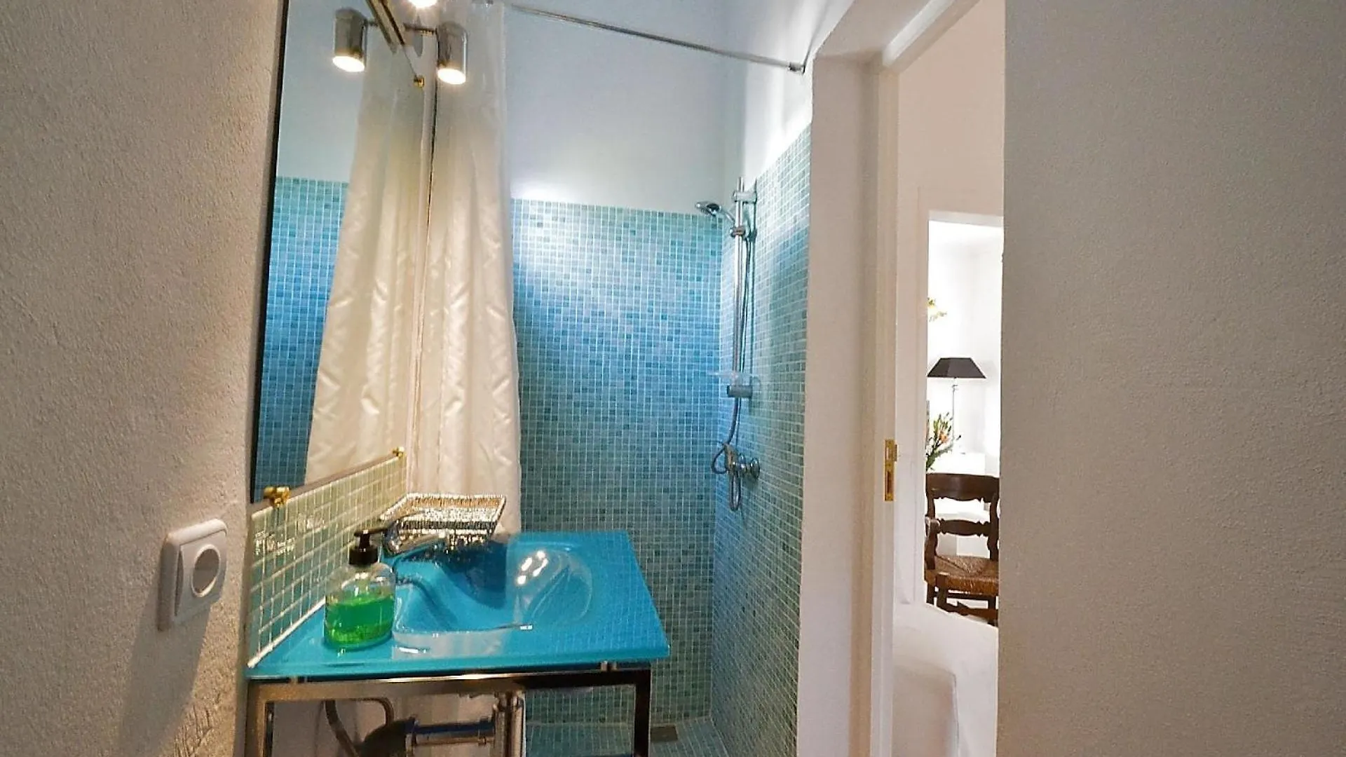 Ferienhaus In Colonia De Sant Pere Mit Grill, Garten Und Terrasse